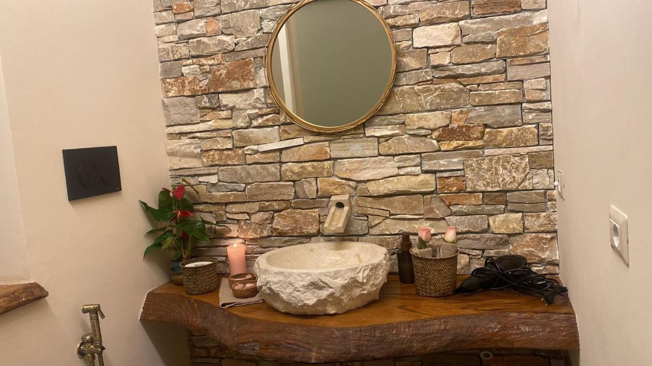 Love Space Sensory Spa & Relax Suite Santa Maria delle Mole Bagian luar foto